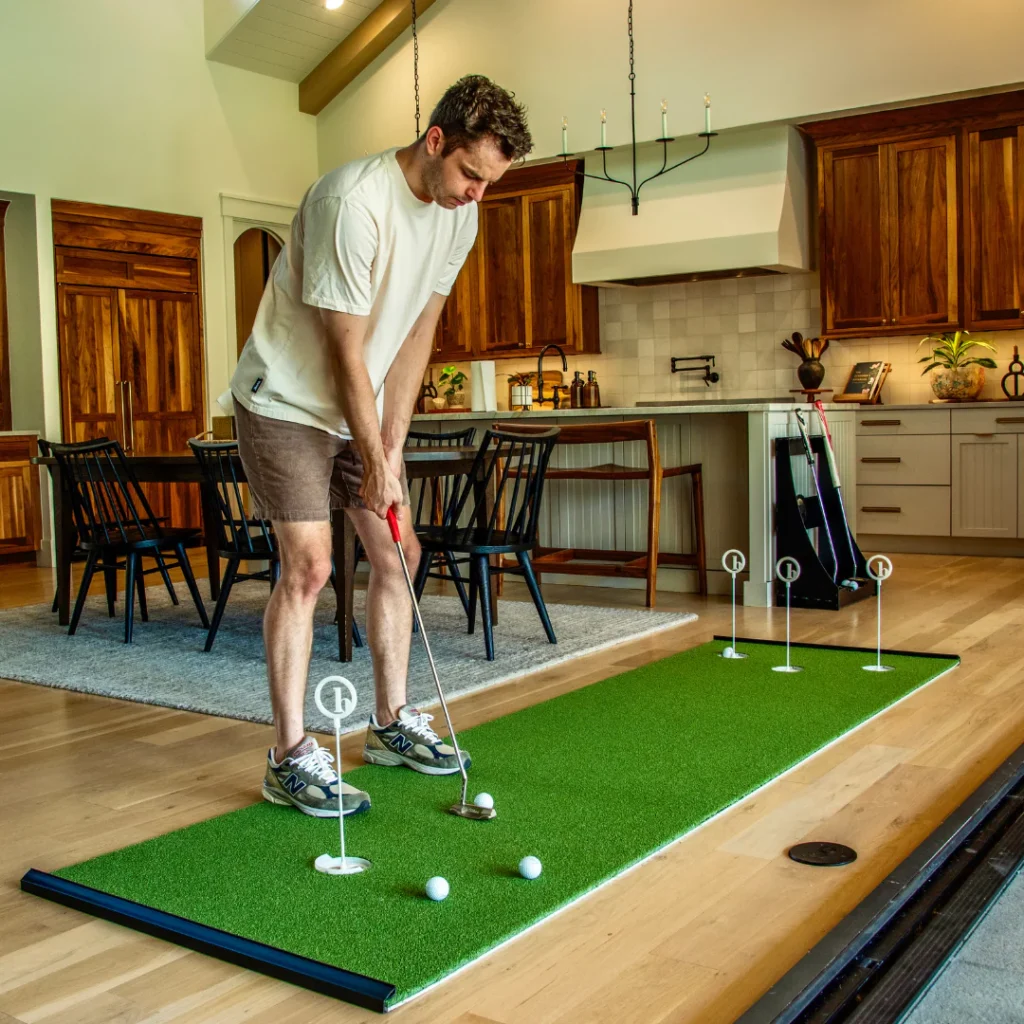 Putting green rental for events and backyard parties.