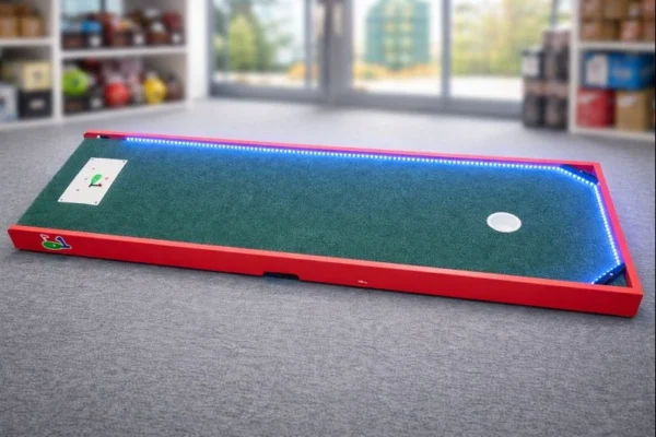 Mini golf hole 1 rental with LED lighting designed as a starter hole for events